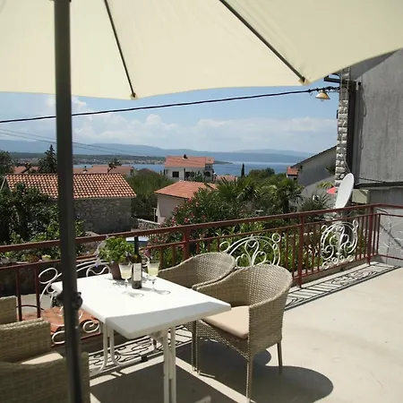 Noemi Apartamento Malinska